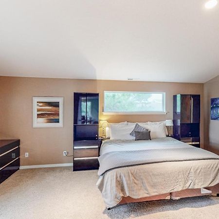 Rejuvenating Breeze Villa Newport Buitenkant foto